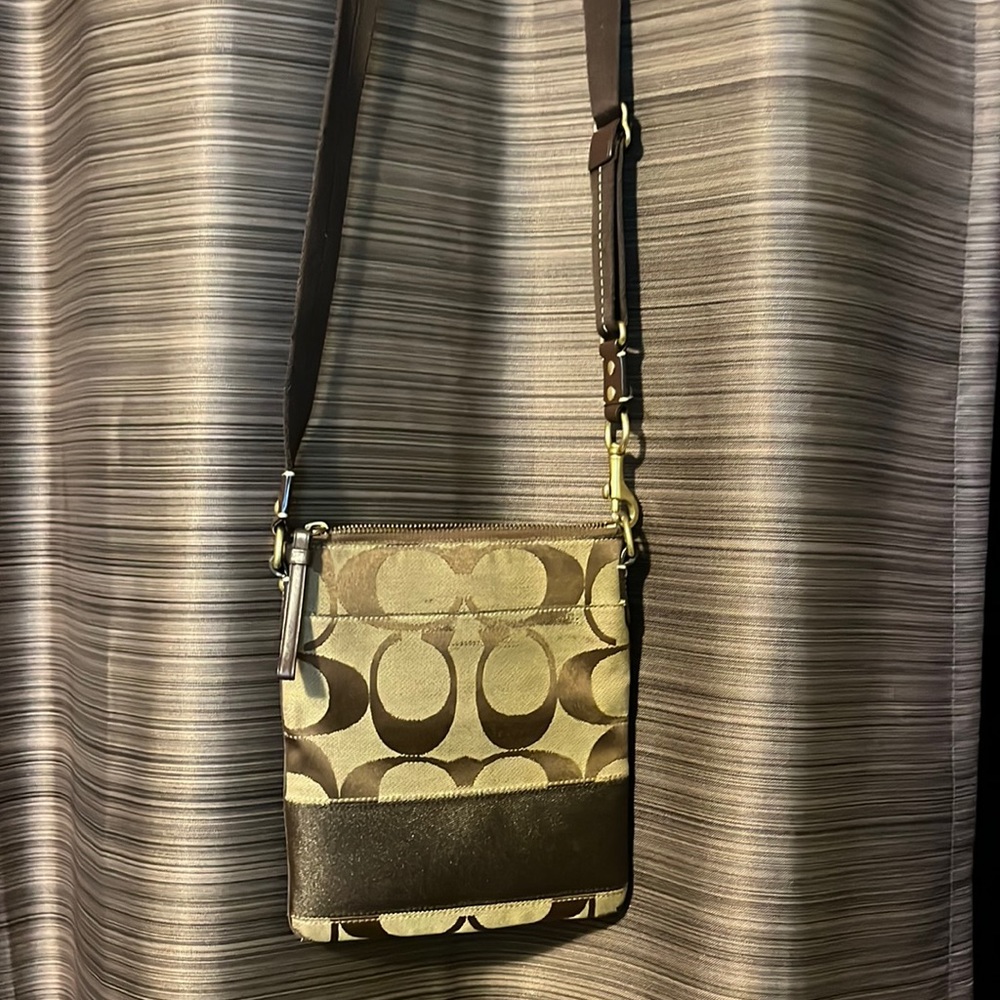Coach crossbody purse